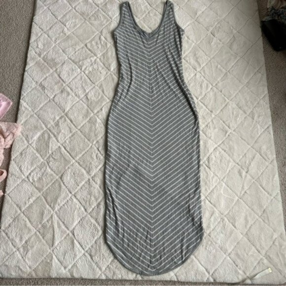 Athleta | Gray and White Cross Shore Maxi Dress Striped | Size Small - Picture 4 of 11